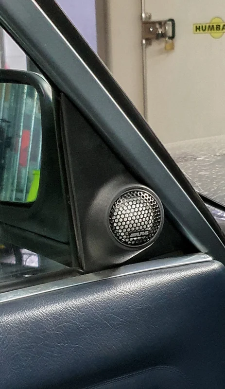 BMW E30 Kapı Tweeter Yuvası
